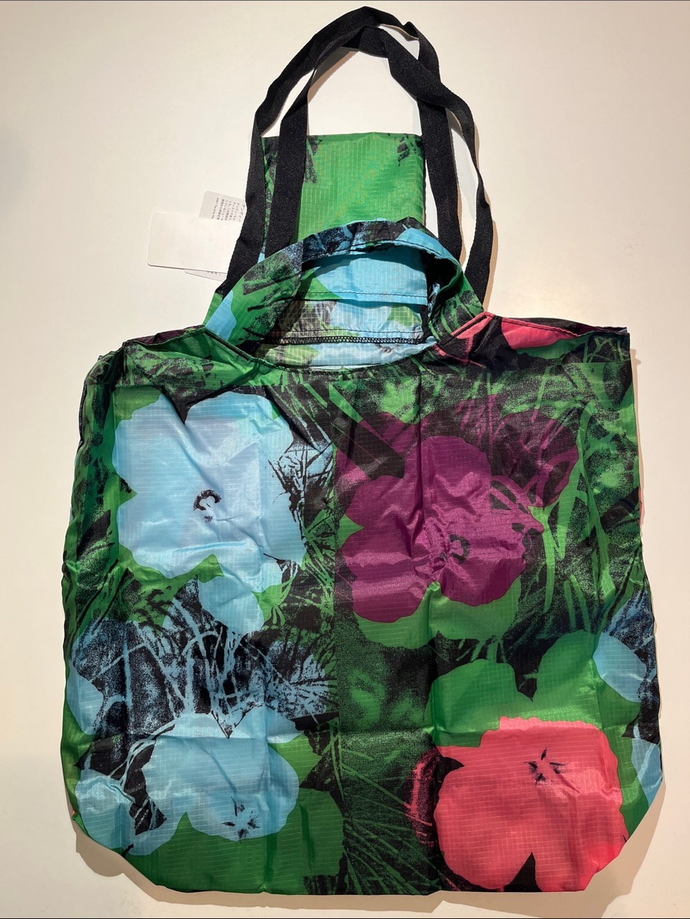 NWT Uniqlo x Andy Warhol Pocketable 2way Tote Bag - Multi Color - Picture 2 of 11